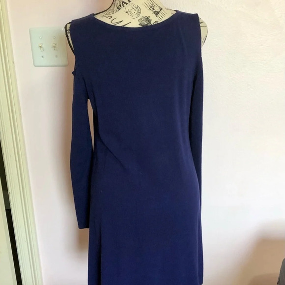 Womens Neiman Marcus navy knit   cold shoulder pullover tunic‎ M - Picture 3 of 6